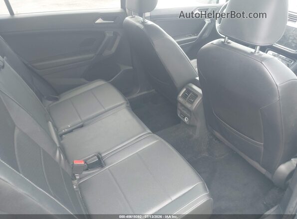 3VV2B7AX5KM158861 2019 VOLKSWAGEN TIGUAN Light Blue Вид наклейки с VIN-кодом