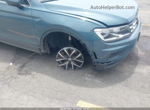 3VV2B7AX5KM158861 2019 VOLKSWAGEN TIGUAN Light Blue Вид спереди