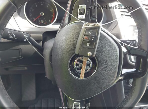 3VV2B7AX5LM015832 2020 VOLKSWAGEN TIGUAN Red Вид панелі приладів