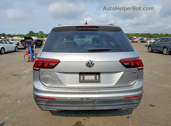 3VV2B7AX5LM074802 2020 VOLKSWAGEN TIGUAN Gray Вид ззаду