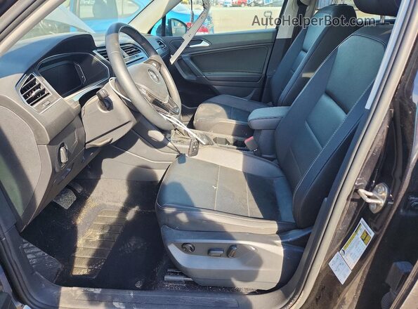 3VV2B7AX5LM080907 2020 VOLKSWAGEN TIGUAN Black Սալոնի դիմացի տեսք