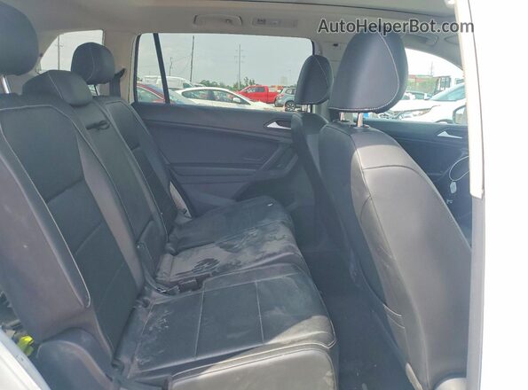 3VV2B7AX5MM045690 2021 VOLKSWAGEN TIGUAN Silver Вид задніх сидінь