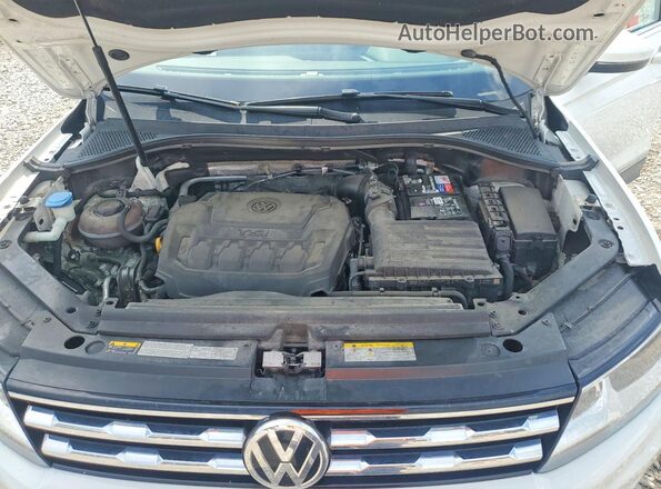 3VV2B7AX5MM045690 2021 VOLKSWAGEN TIGUAN Silver Вид задньої частини салону