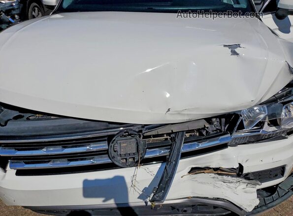 3VV2B7AX5MM104821 2021 VOLKSWAGEN TIGUAN White Շարժիչի բաժամունքի տեսք