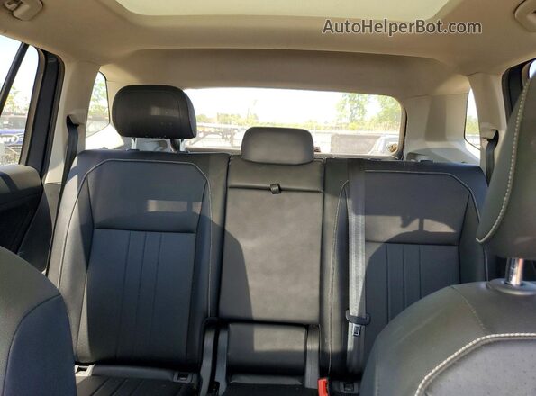 3VV2B7AX5NM129641 2022 VOLKSWAGEN TIGUAN Gray Вид задніх сидінь