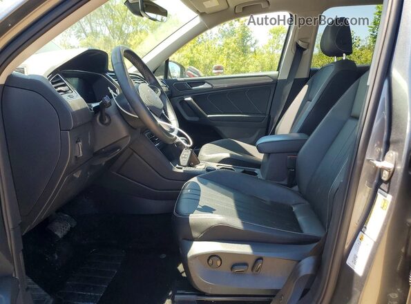 3VV2B7AX5NM129641 2022 VOLKSWAGEN TIGUAN Gray Вид салону спереду