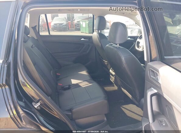 3VV2B7AX6KM071891 2019 VOLKSWAGEN TIGUAN Black VIN sticker view