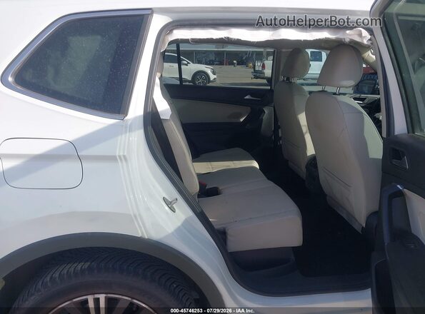3VV2B7AX6KM087220 2019 VOLKSWAGEN TIGUAN White Widok naklejki z numerem VIN