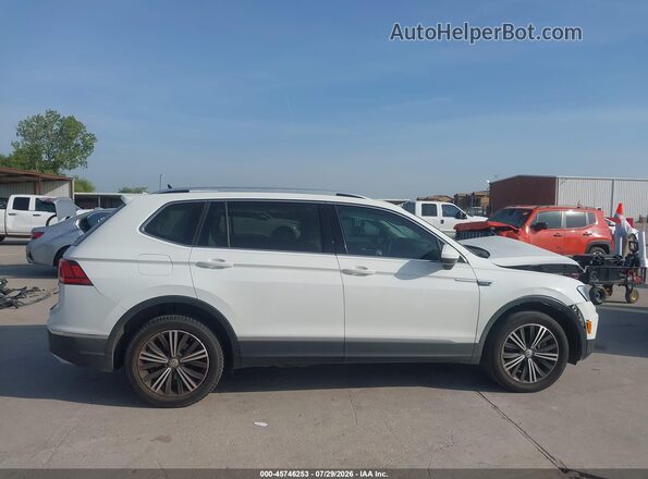 3VV2B7AX6KM087220 2019 VOLKSWAGEN TIGUAN White Widok wnętrza 360 stopni
