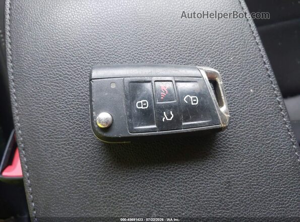 3VV2B7AX6LM068751 2020 VOLKSWAGEN TIGUAN White წინა პანელის ხედი