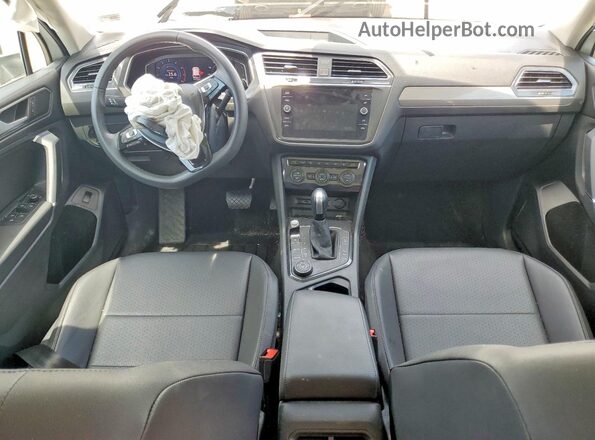 3VV2B7AX6LM146204 2020 VOLKSWAGEN TIGUAN White წინა პანელის ხედი