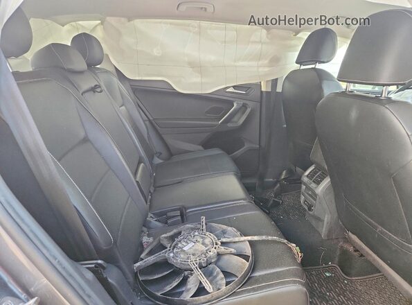 3VV2B7AX6MM044032 2021 VOLKSWAGEN TIGUAN Gray უკანა სალონის ხედი