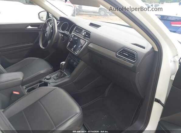 3VV2B7AX6MM069884 2021 VOLKSWAGEN TIGUAN White წინა სალონის ხედი