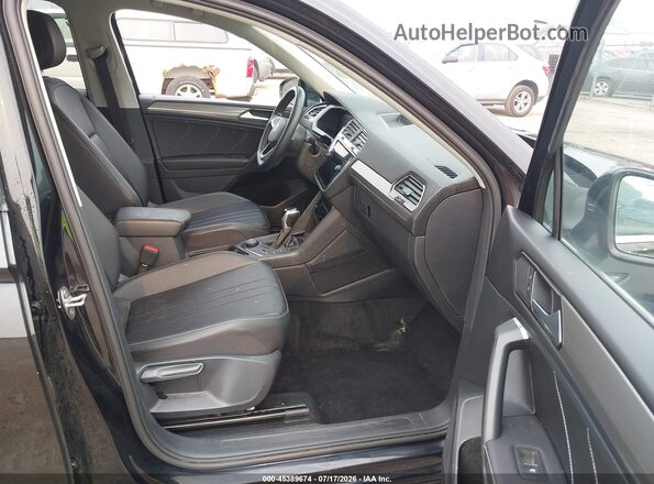 3VV2B7AX6NM136386 2022 VOLKSWAGEN TIGUAN Black Սալոնի դիմացի տեսք