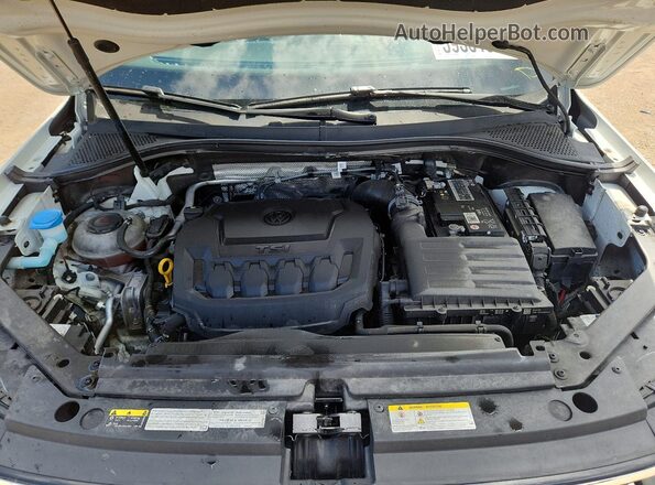 3VV2B7AX6NM150403 2022 VOLKSWAGEN TIGUAN White Widok wnętrza z tyłu