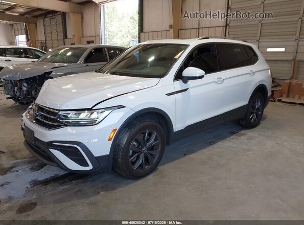 3VV2B7AX6NM177259 2022 VOLKSWAGEN TIGUAN White წინა მარცხენა ხედი სამი მეოთხედიდან