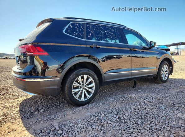 3VV2B7AX7JM172405 2018 VOLKSWAGEN TIGUAN Black Tył prawy