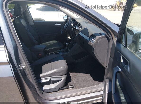 3VV2B7AX7KM154214 2019 VOLKSWAGEN TIGUAN Gray Front interior view
