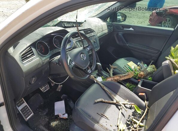 3VV2B7AX7LM173623 2020 VOLKSWAGEN TIGUAN Белый Вид панели приборов