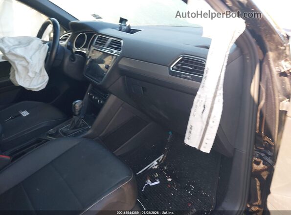 3VV2B7AX7MM021357 2021 VOLKSWAGEN TIGUAN Black Vista interior delantera