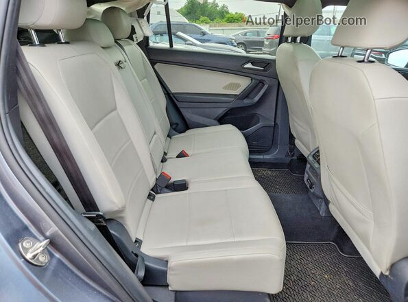 3VV2B7AX7MM106361 2021 VOLKSWAGEN TIGUAN Gray უკანა სალონის ხედი
