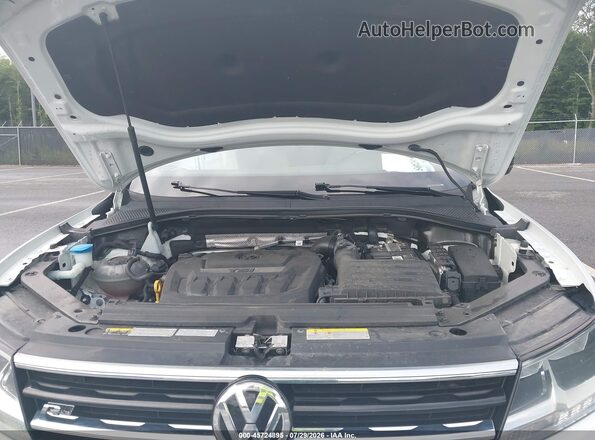 3VV2B7AX7MM111172 2021 VOLKSWAGEN TIGUAN White Rear view