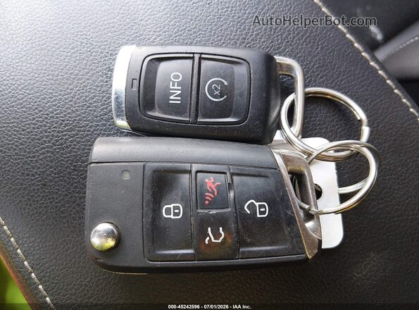3VV2B7AX7MM130269 2021 VOLKSWAGEN TIGUAN Gray Vista del salpicadero