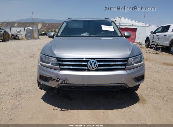 3VV2B7AX7MM130269 2021 VOLKSWAGEN TIGUAN Gray Vista interior trasera