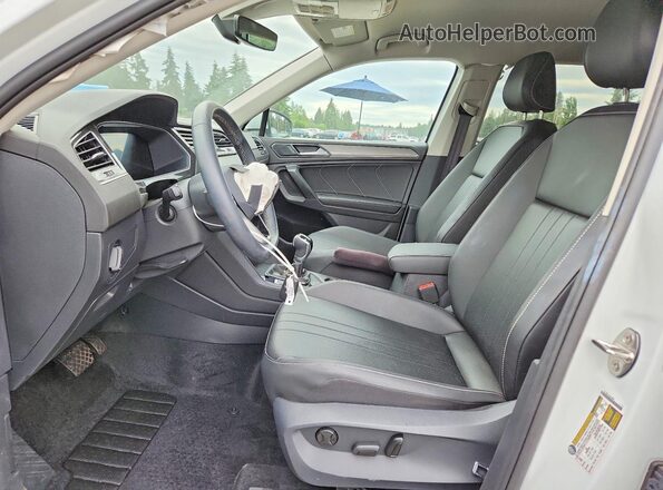 3VV2B7AX7RM098849 2024 VOLKSWAGEN TIGUAN White Vista interior delantera