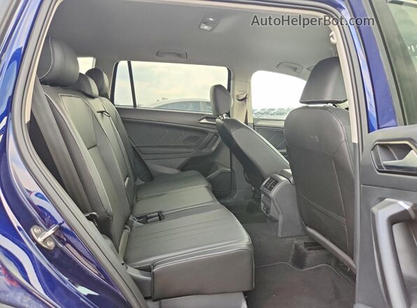 3VV2B7AX7RM122356 2024 VOLKSWAGEN TIGUAN Blue Вид задньої частини салону