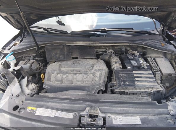 3VV2B7AX8JM000772 2018 VOLKSWAGEN TIGUAN Black უკანა ხედი
