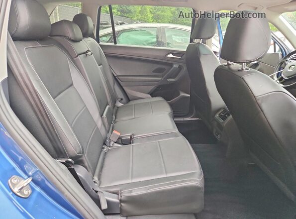 3VV2B7AX8JM178150 2018 VOLKSWAGEN TIGUAN Blue უკანა სალონის ხედი