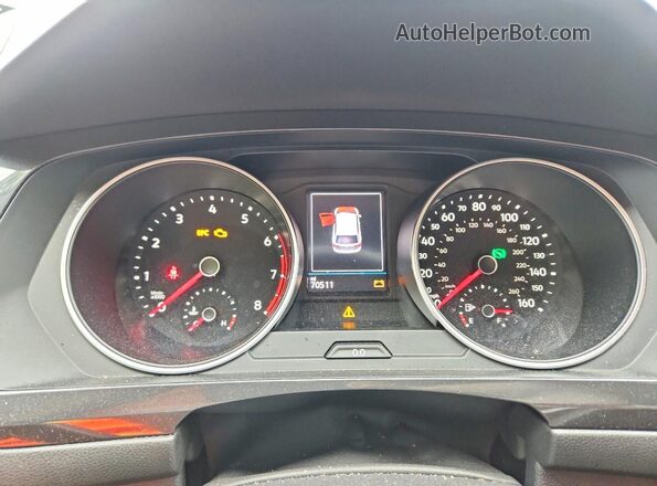 3VV2B7AX8JM178150 2018 VOLKSWAGEN TIGUAN Blue ხელსაწყოთა პანელის ხედი