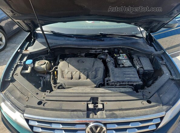 3VV2B7AX8JM220896 2018 VOLKSWAGEN TIGUAN Black Engine compartment view
