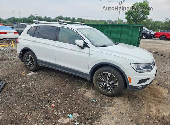 3VV2B7AX8KM194320 2019 VOLKSWAGEN TIGUAN White Delantero derecho