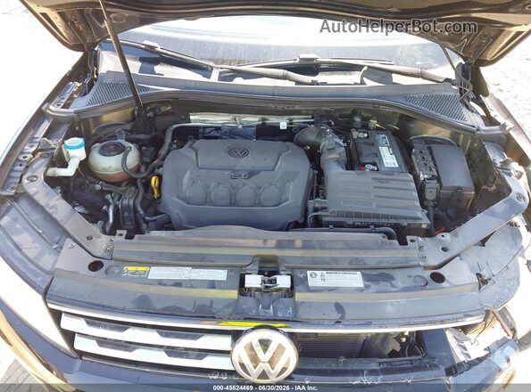 3VV2B7AX8LM053703 2020 VOLKSWAGEN TIGUAN Black Հետևի տեսք
