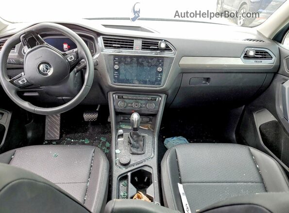 3VV2B7AX8LM089102 2020 VOLKSWAGEN TIGUAN Blue წინა პანელის ხედი