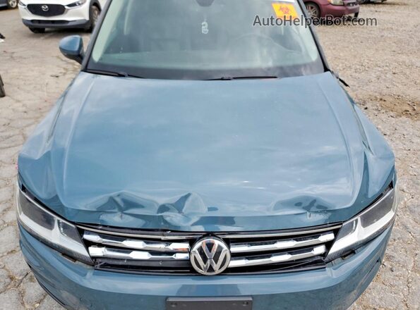 3VV2B7AX8LM089102 2020 VOLKSWAGEN TIGUAN Blue ძრავის განყოფილების ხედი