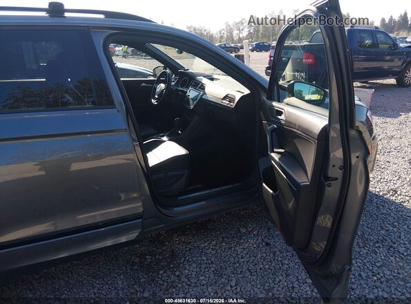 3VV2B7AX8LM107596 2020 VOLKSWAGEN TIGUAN Gray Widok wnętrza z przodu