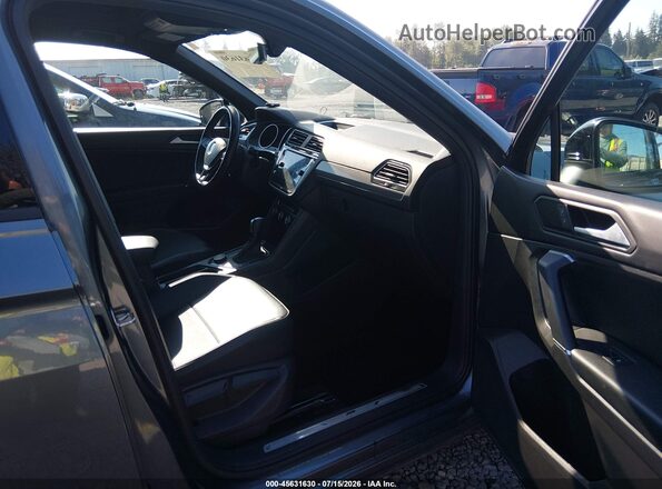 3VV2B7AX8LM107596 2020 VOLKSWAGEN TIGUAN Gray 