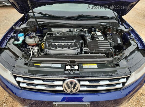 3VV2B7AX8MM078067 2021 VOLKSWAGEN TIGUAN Blue Widok komory silnika