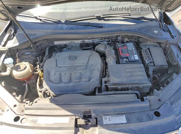 3VV2B7AX9JM103408 2018 VOLKSWAGEN TIGUAN Charcoal Widok wnętrza z tyłu