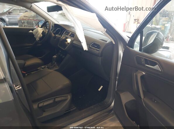 3VV2B7AX9KM077538 2019 VOLKSWAGEN TIGUAN Gray Widok wnętrza z przodu