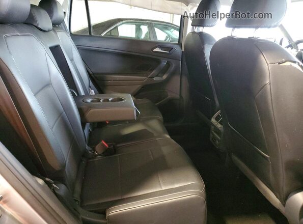 3VV2B7AX9KM090628 2019 VOLKSWAGEN TIGUAN Gray Вид задньої частини салону