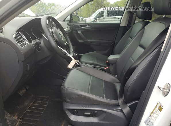 3VV2B7AX9LM030446 2020 VOLKSWAGEN TIGUAN White Вид салону спереду