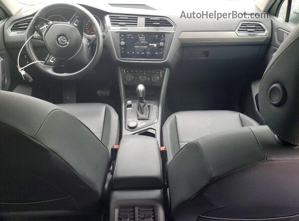 3VV2B7AX9LM030446 2020 VOLKSWAGEN TIGUAN White Вид панелі приладів