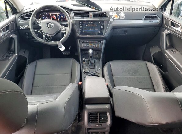 3VV2B7AX9LM126593 2020 VOLKSWAGEN TIGUAN Silver Vista del salpicadero