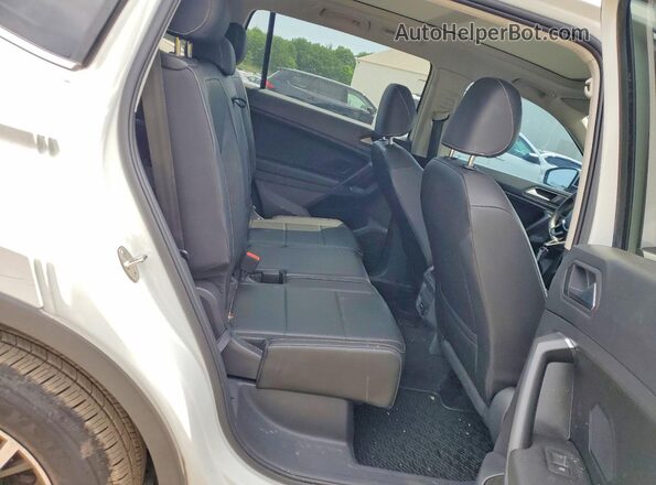 3VV2B7AX9MM083827 2021 VOLKSWAGEN TIGUAN White უკანა სალონის ხედი