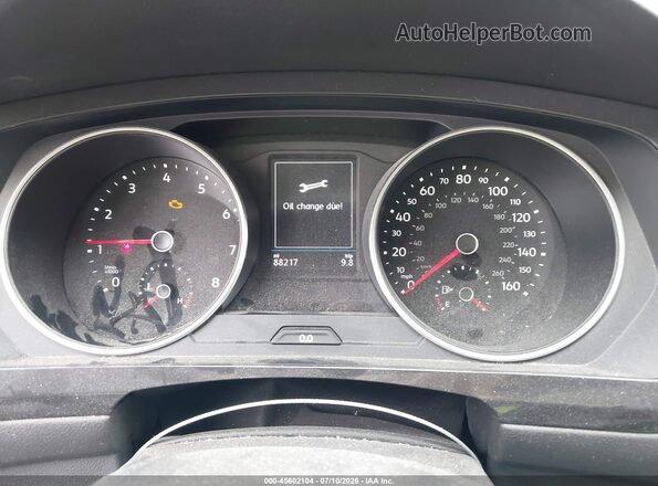 3VV2B7AXXJM084500 2018 VOLKSWAGEN TIGUAN Gray უკანა სავარძლების ხედი