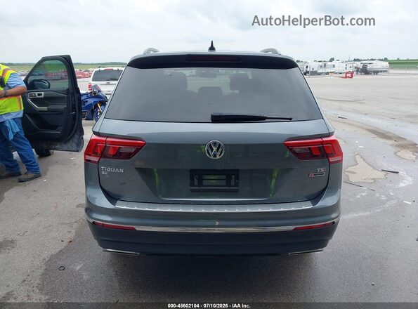 3VV2B7AXXJM084500 2018 VOLKSWAGEN TIGUAN Gray 